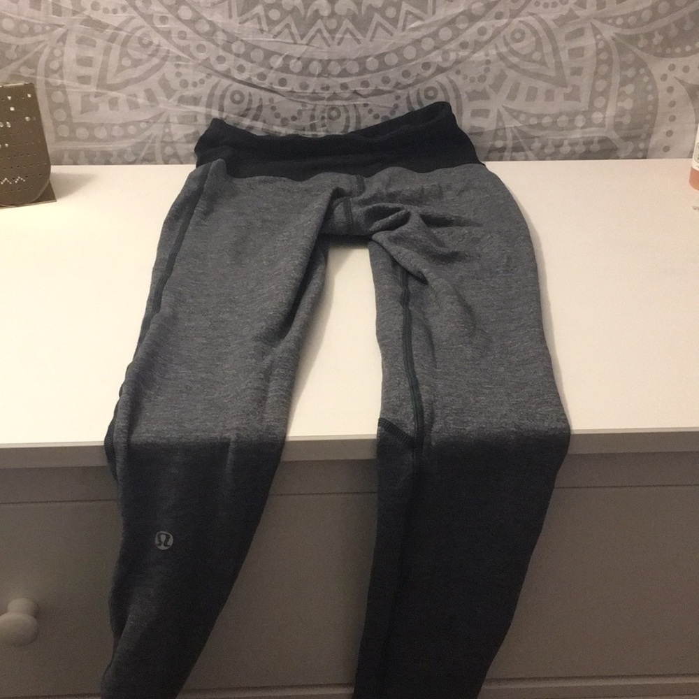 Lulu lemon reversible leggings size 2